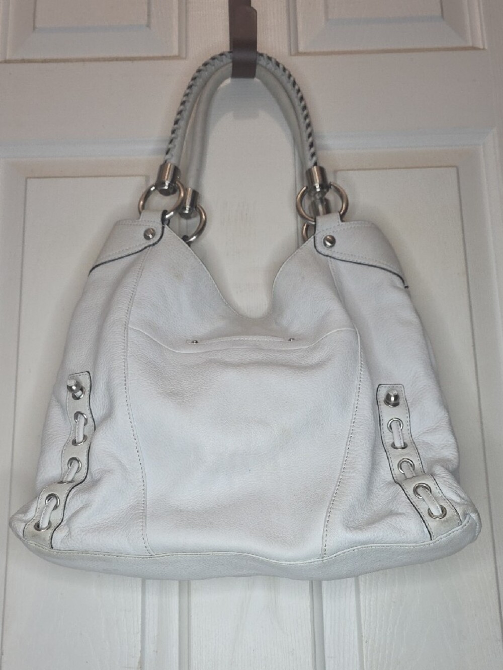 b. makowsky White Leather Shoulder Bag with Braided Handle - Picture 3 of 10